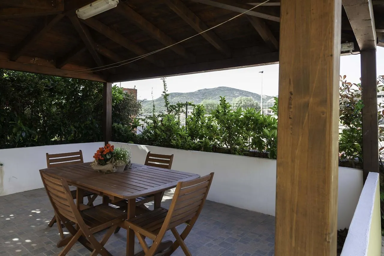 Aria Di Vacanza - Pertini Loiri Porto San Paolo 0*,  İtalya