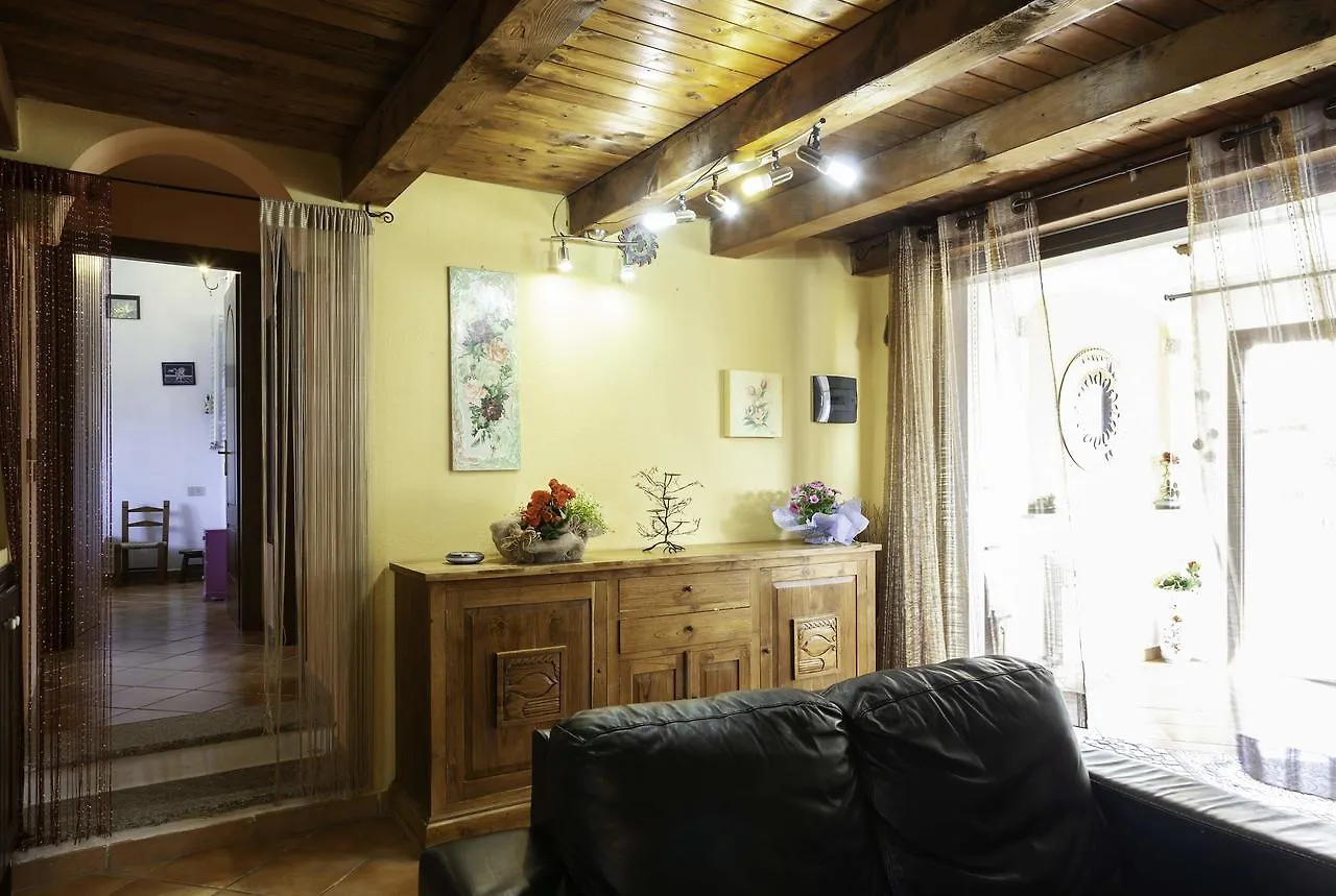 Aria Di Vacanza - Pertini Loiri Porto San Paolo İtalya